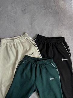 Joggings Nike c/vivo - pragatti