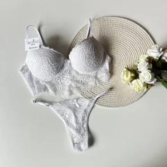 Conjunto Aurora en internet