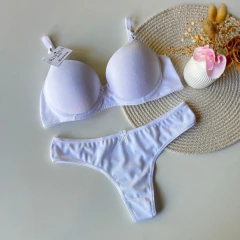 Conjunto Abril - comprar online