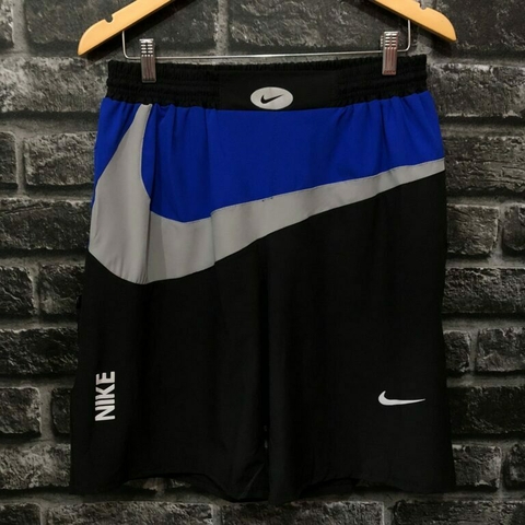 Bermuda Elastano Nike Refletivo