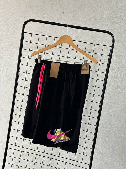 bermuda nike atletics