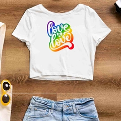 Cropped Love is Love - Branco - Preto - LGBT - loja online