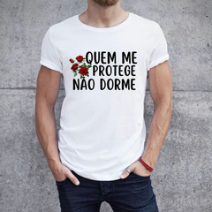 Camiseta Quem me protege não dorme - PombaGira - Umbanda Candomblé - Unissex na internet