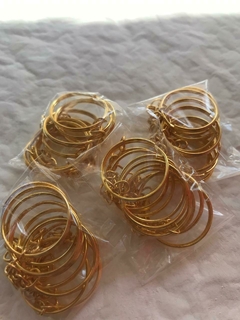 JUEGO DE AROS C/ CADENA DORADO