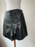 Shorts Saia Couro Falso Babados Talita Kume na internet