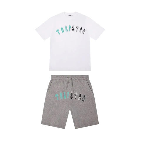 Conjunto Tee & Shorts Trapstar Arch Chenille