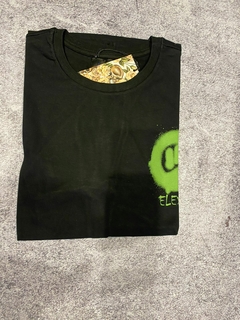 Remera grafiti