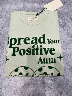Remera Spread Your Positive