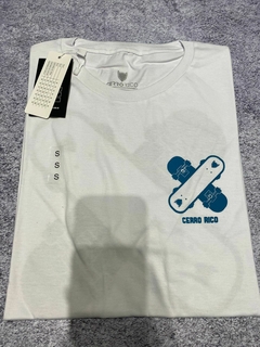 Remera Tabla Cerro rico - comprar online