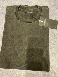 Remera Batik