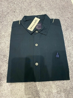 Camisa Básica Lisa manga larga