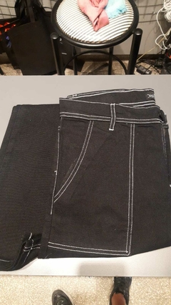 Jean Mom costuras blancas