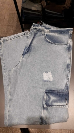 Jean Mom Cargo Roturas
