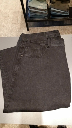 Jean Mom Negro lavado