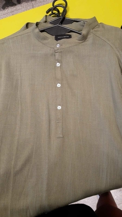 Camisa de Lino Manga Larga Mitad de Botones