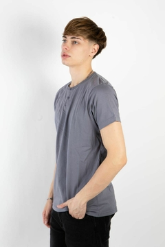 Remera Elvn Botones - comprar online