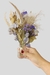 Mini Arranjo de Flores Desidratadas Alvorada Vaso de Vidro