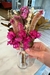 Mini Arranjo de Flores Desidratadas Marsala Vaso de Vidro