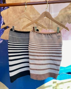 MINI SAIA LISTRADA - RC7 Fashion