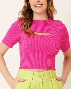 Blusa Croped gola Redonda Canelada na internet