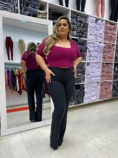 Calça Lipo Flare