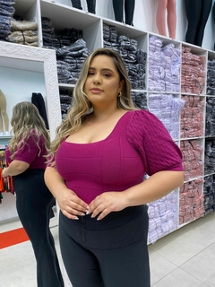 CROPPED MANGA PRINCESA LAISE ACABAMENTO CANELADO - loja online