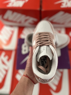 Dunk Low SB Rosa Glitter en internet