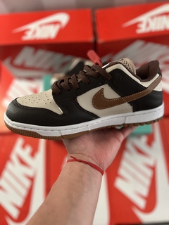 Nike Dunk Low café en internet