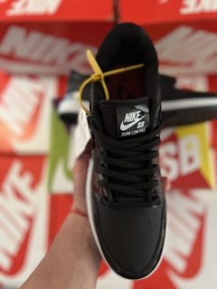 Dunk Low Pro SB Star negra en internet