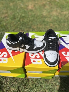 Dunk Low Panda
