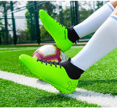 Sapatos de futebol resistentes a penetração profissional para homens, sapatos na internet