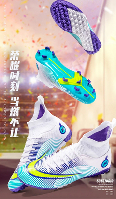 Sapatos de futebol superleves profissionais para homens, treinamento com grama, na internet