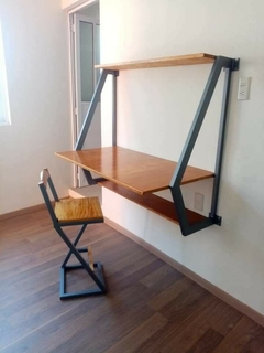 escritorio levitante con tiras leds