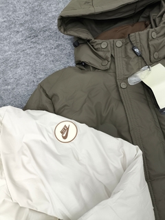 CAMPERA NIKE PREMIUM en internet