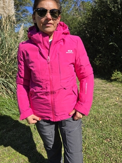 Imagen de CAMPERA SALOMON Mujer c/trampa de nieve