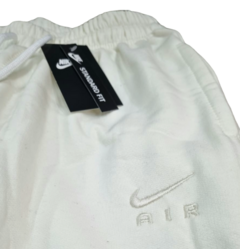PANTALON JOGGINS NIKE - tienda online