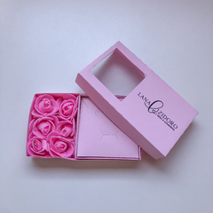 Caixa Rosa com Rosas de e.v.a