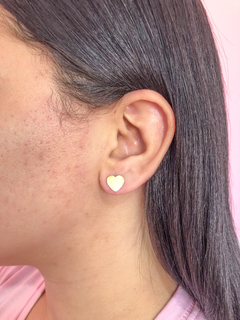 Brinco Coração Dourado - comprar online