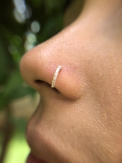 Piercing de Nariz ou Hélix Argolinha Cravejada - comprar online