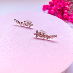Brinco Ear Cuff Flores - loja online