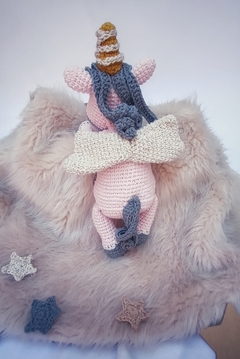 Guía de tejido/Patrón Unicornio Cielo y Caballito Jack - Little By An