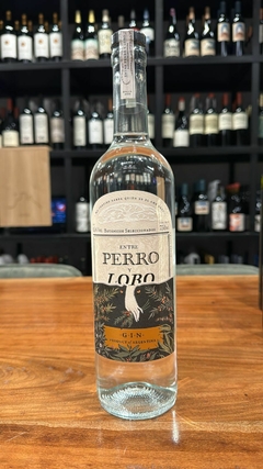 Gin-Entre perro y lobo