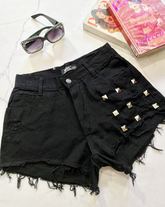 short de jeans negro con tachas