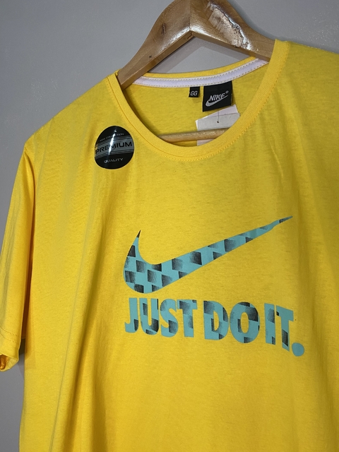 Camiseta Nike - Amarelo - tam GG