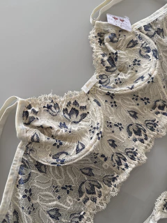 Conjunto Melissa na internet