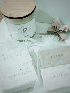 VELA DUBLÍN 200 GR Medidas: 8 x 8,5 cm -Con tapa de Madera