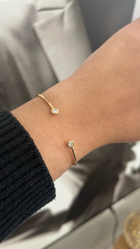 Bracelete aberto pontos de luz