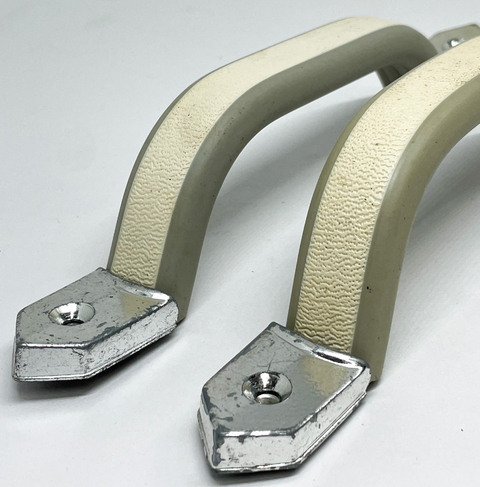 BMW 700 - P 37 38 Agarradera puerta