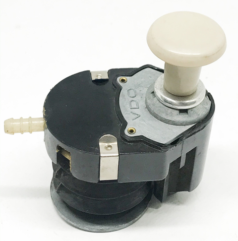 BMW 700 - P 96 97 98 Interruptor y bomba limpiaparabrisa