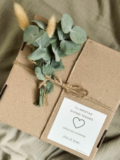 Box de regalo 2 productos + ramito seco - tienda online